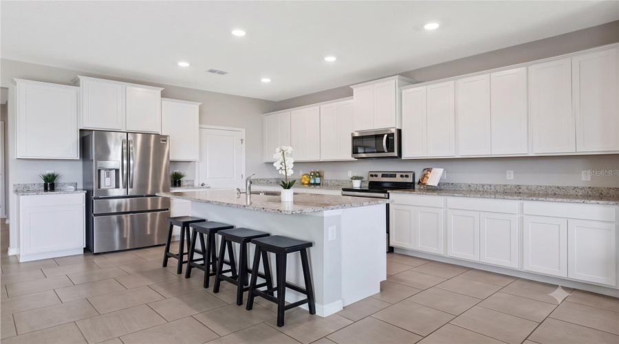 Riverview, Florida 33579, 4 Bedroom Bedrooms, ,3 Bathroombathrooms,Residential,For Sale,Willow Grove,0,Mfro6428550