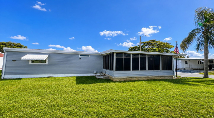 New Port Richey, Florida 34653, 2 Bedroom Bedrooms, ,2 Bathroombathrooms,Residential,For Sale,Coco Plum,0,Mfrtb8537097