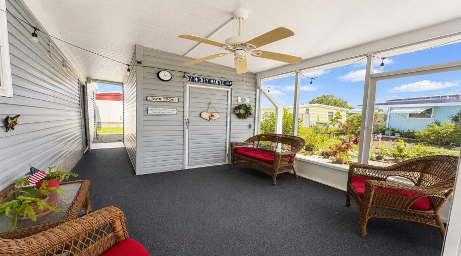Screened Lanai