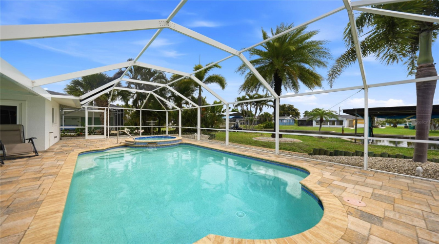 Englewood, Florida 34223, 2 Bedroom Bedrooms, ,3 Bathroombathrooms,Residential,For Sale,Lemon Bay,0,Mfrd6147608