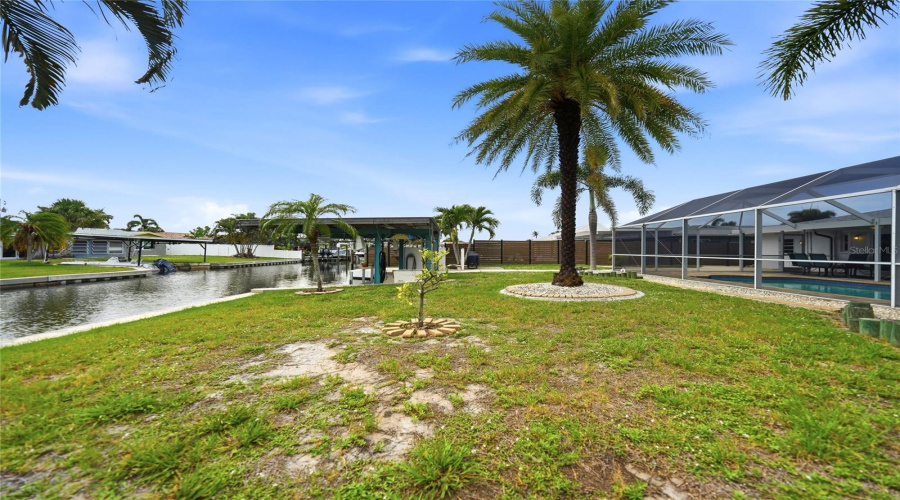 Englewood, Florida 34223, 2 Bedroom Bedrooms, ,3 Bathroombathrooms,Residential,For Sale,Lemon Bay,0,Mfrd6147608