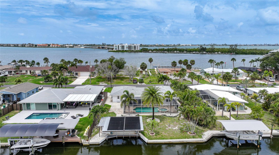Englewood, Florida 34223, 2 Bedroom Bedrooms, ,3 Bathroombathrooms,Residential,For Sale,Lemon Bay,0,Mfrd6147608