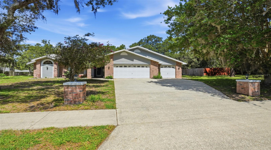 Hudson, Florida 34667, 3 Bedroom Bedrooms, ,2 Bathroombathrooms,Residential,For Sale,Winding Oaks,0,Mfrw7886480