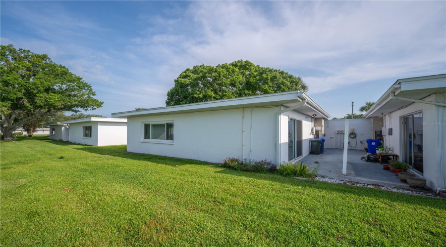 Lakeland, Florida 33803, 2 Bedroom Bedrooms, ,2 Bathroombathrooms,Residential,For Sale,Cottage,0,Mfrl4963227