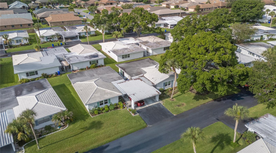 Lakeland, Florida 33803, 2 Bedroom Bedrooms, ,2 Bathroombathrooms,Residential,For Sale,Cottage,0,Mfrl4963227