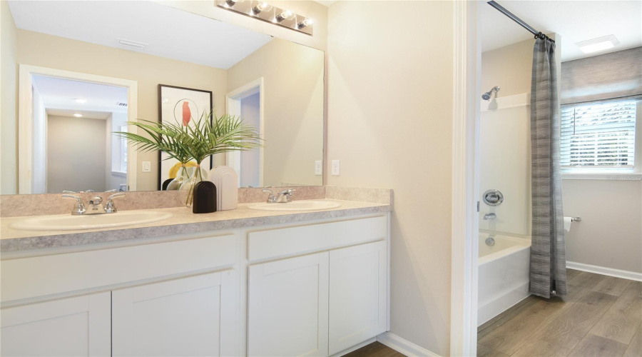 Palmetto, Florida 34221, 4 Bedroom Bedrooms, ,2 Bathroombathrooms,Residential,For Sale,27Th,0,Mfrs5146673