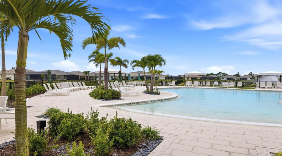 Venice, Florida 34293, 3 Bedroom Bedrooms, ,2 Bathroombathrooms,Residential,For Sale,Midsummer,0,Mfrn6145274