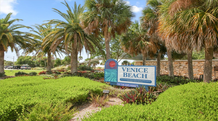 Venice, Florida 34293, 3 Bedroom Bedrooms, ,2 Bathroombathrooms,Residential,For Sale,Midsummer,0,Mfrn6145274