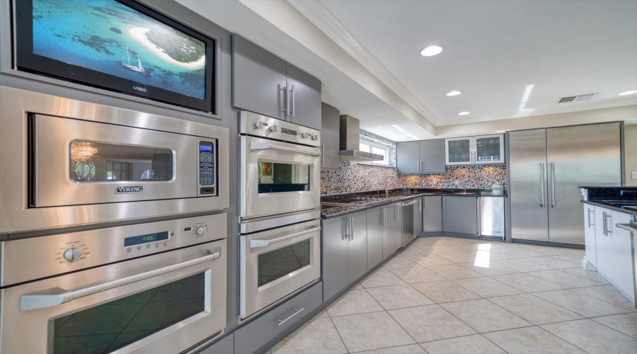 Belleair Beach, Florida 33786, 4 Bedroom Bedrooms, ,3 Bathroombathrooms,Residential,For Sale,Harrison,0,Mfrtb8523914