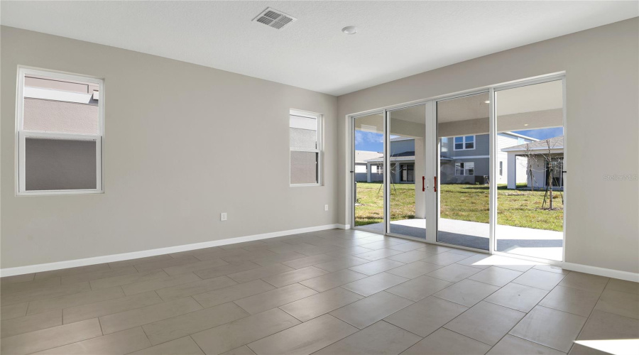 Umatilla, Florida 32784, 4 Bedroom Bedrooms, ,2 Bathroombathrooms,Residential,For Sale,Bull Frog,0,Mfrs5112451