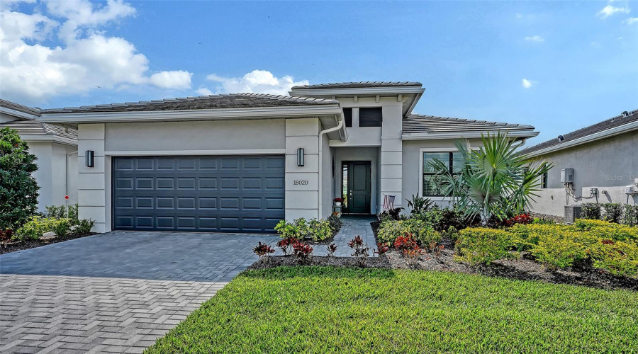 Bradenton, Florida 34211, 3 Bedroom Bedrooms, ,3 Bathroombathrooms,Residential,For Sale,Cresswind,0,Mfra4682904