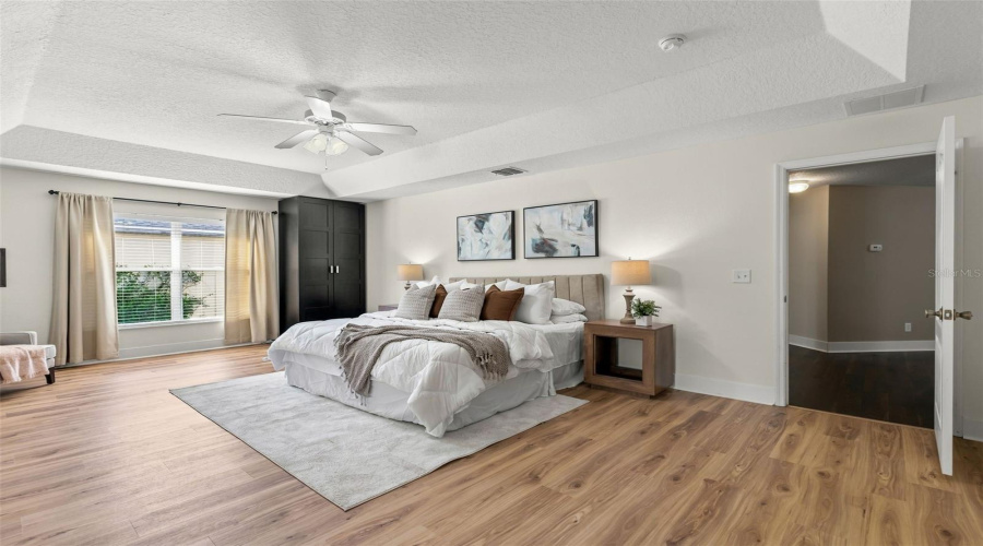 Winter Garden, Florida 34787, 4 Bedroom Bedrooms, ,3 Bathroombathrooms,Residential,For Sale,Hearthglen,0,Mfro6433153