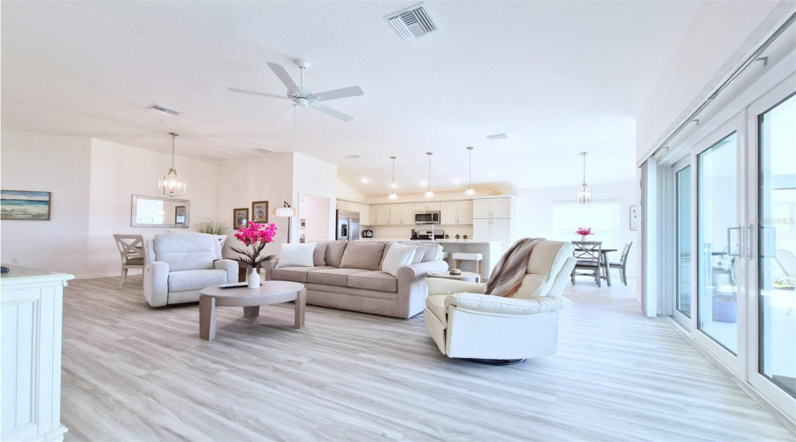 The Villages, Florida 34762, 3 Bedroom Bedrooms, ,2 Bathroombathrooms,Residential,For Sale,Hannan,0,Mfro6432259