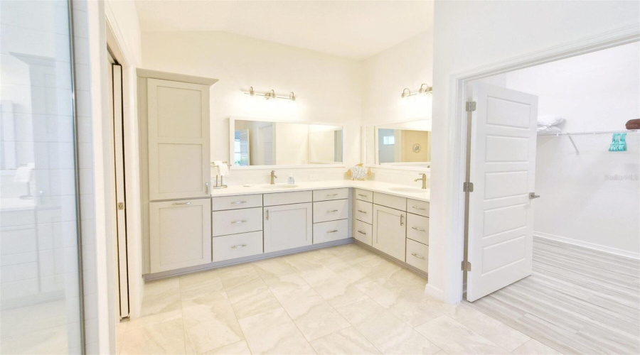 The Villages, Florida 34762, 3 Bedroom Bedrooms, ,2 Bathroombathrooms,Residential,For Sale,Hannan,0,Mfro6432259