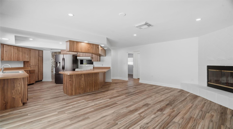 Safety Harbor, Florida 34695, 3 Bedroom Bedrooms, ,3 Bathroombathrooms,Residential,For Sale,Nestlebranch,0,Mfrtb8520501
