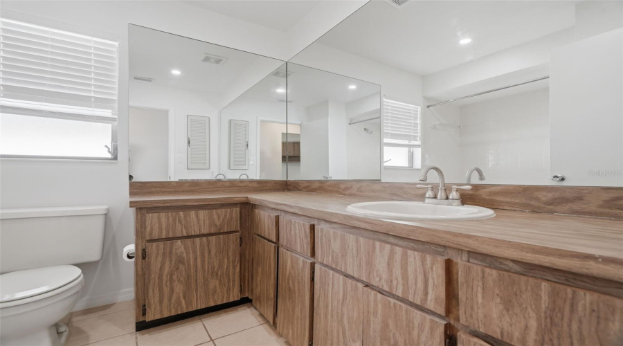 Bathroom 2