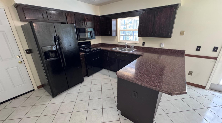 Ocala, Florida 34479, 3 Bedroom Bedrooms, ,2 Bathroombathrooms,Residential,For Sale,31St,0,Mfrom728906