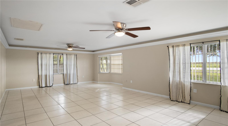 Dundee, Florida 33838, 2 Bedroom Bedrooms, ,1 Bathroombathrooms,Residential,For Sale,Center,0,Mfrs5155176