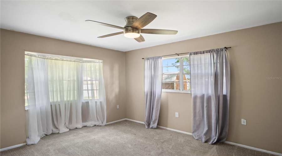 Dundee, Florida 33838, 2 Bedroom Bedrooms, ,1 Bathroombathrooms,Residential,For Sale,Center,0,Mfrs5155176