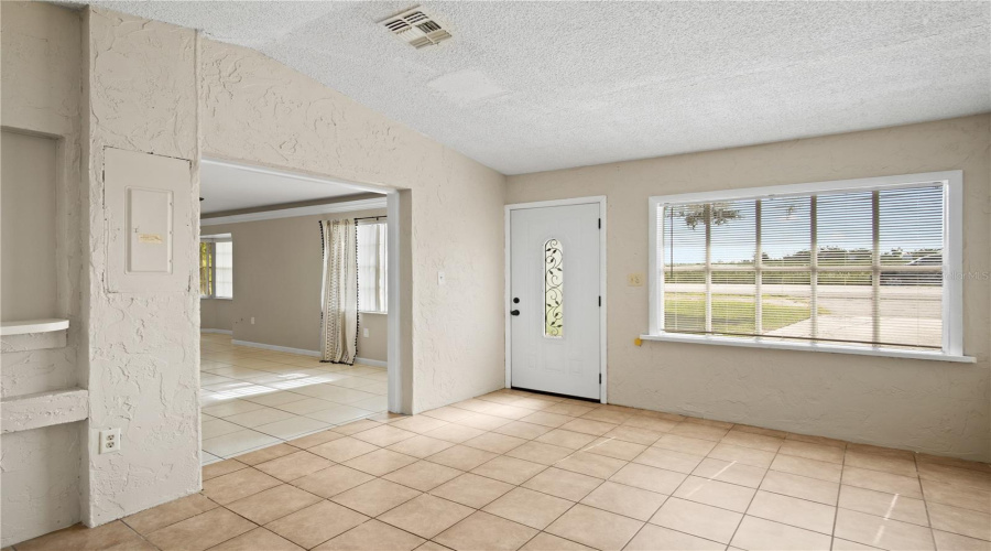Dundee, Florida 33838, 2 Bedroom Bedrooms, ,1 Bathroombathrooms,Residential,For Sale,Center,0,Mfrs5155176