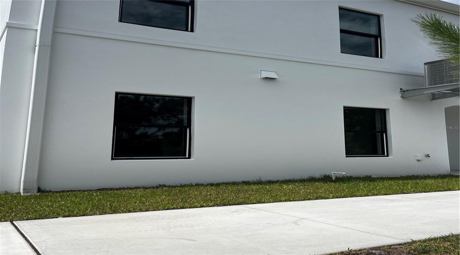 Tampa, Florida 33610, 3 Bedroom Bedrooms, ,2 Bathroombathrooms,Residential,For Sale,Cambio Gardens,0,Mfrtb8517133