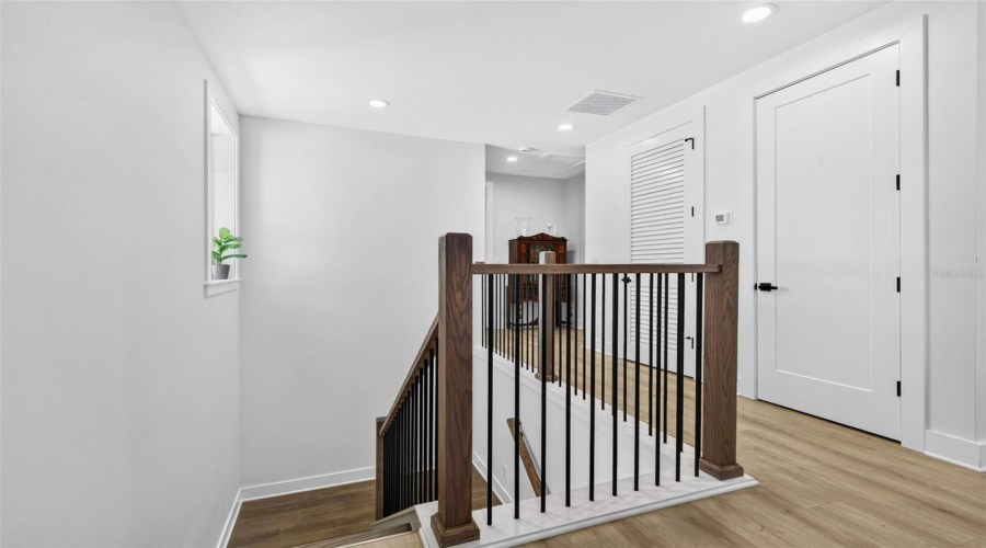 St Petersburg, Florida 33703, 4 Bedroom Bedrooms, ,3 Bathroombathrooms,Residential,For Sale,Massachusetts,0,Mfrtb8522496