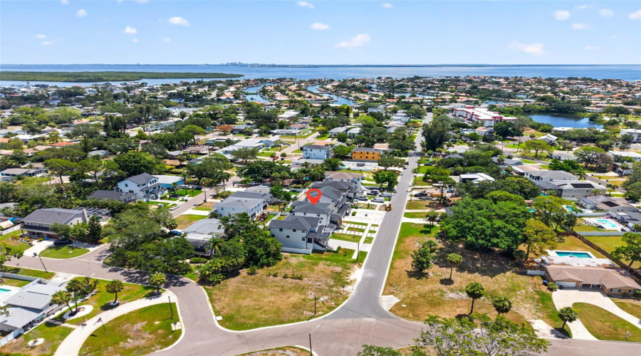 St Petersburg, Florida 33703, 4 Bedroom Bedrooms, ,3 Bathroombathrooms,Residential,For Sale,Massachusetts,0,Mfrtb8522496
