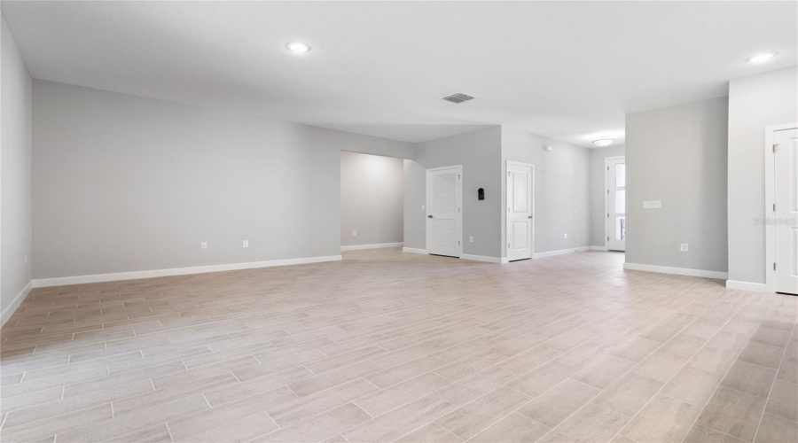 Cape Coral, Florida 33993, 4 Bedroom Bedrooms, ,3 Bathroombathrooms,Residential,For Sale,44Th,0,Mfra4701121
