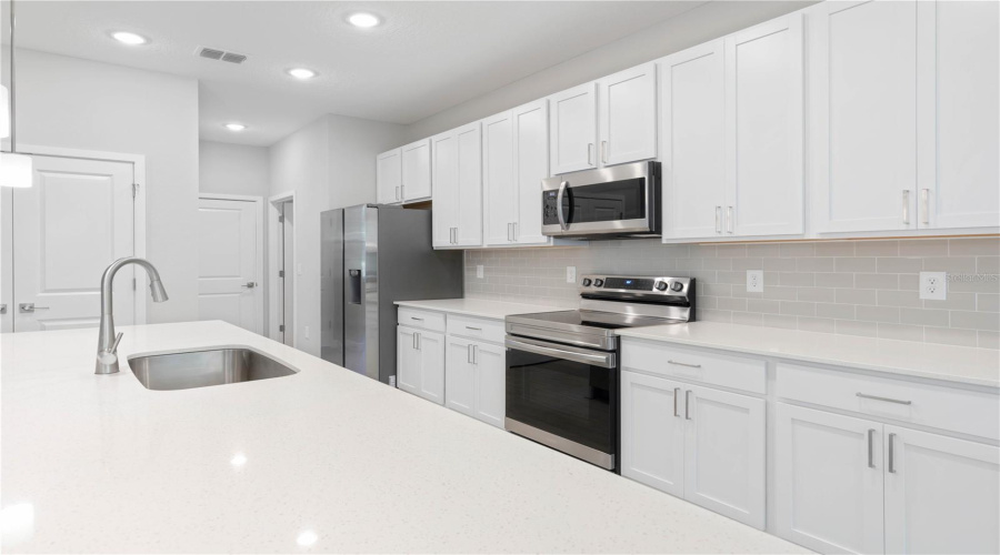 Cape Coral, Florida 33993, 4 Bedroom Bedrooms, ,3 Bathroombathrooms,Residential,For Sale,44Th,0,Mfra4701121