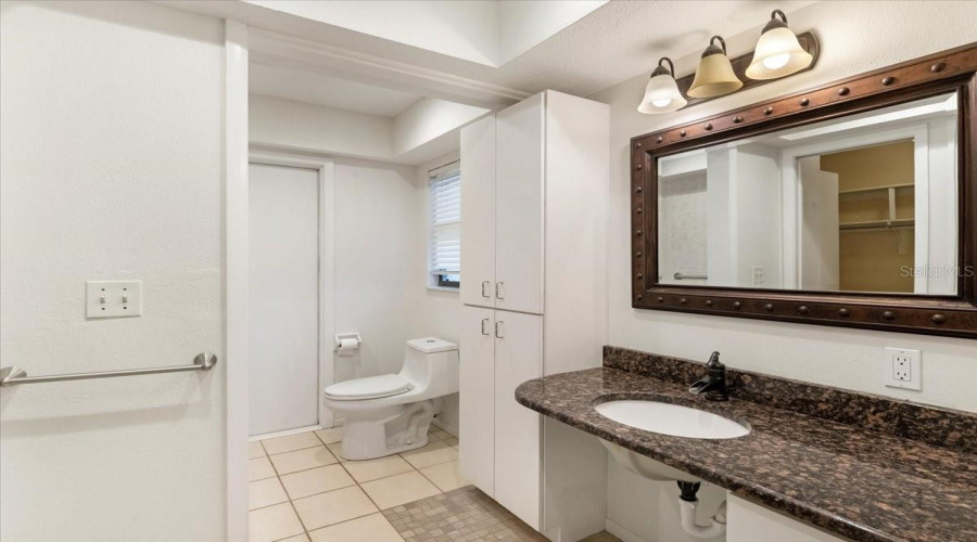 Venice, Florida 34293, 3 Bedroom Bedrooms, ,2 Bathroombathrooms,Residential,For Sale,Bob O Link,0,Mfra4703674