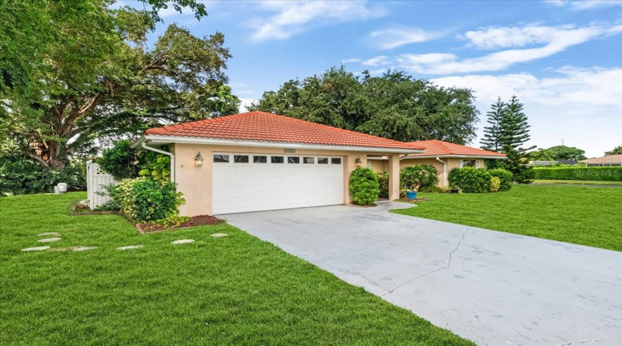 Venice, Florida 34293, 3 Bedroom Bedrooms, ,2 Bathroombathrooms,Residential,For Sale,Bob O Link,0,Mfra4703674