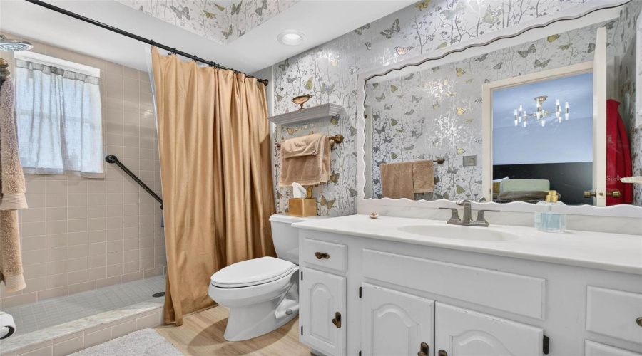Ensuite Bath