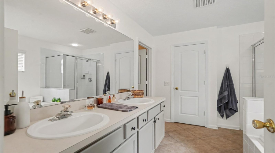 Riverview, Florida 33578, 3 Bedroom Bedrooms, ,2 Bathroombathrooms,Residential,For Sale,Early Run,0,Mfrtb8541848