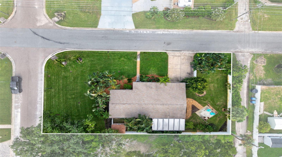 St Petersburg, Florida 33703, 3 Bedroom Bedrooms, ,2 Bathroombathrooms,Residential,For Sale,Walnut,0,Mfrtb8536197