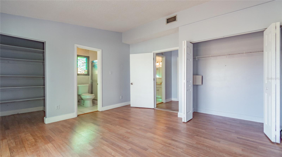 Palmetto, Florida 34221, 3 Bedroom Bedrooms, ,3 Bathroombathrooms,Residential,For Sale,45Th Street,0,Mfro6436025