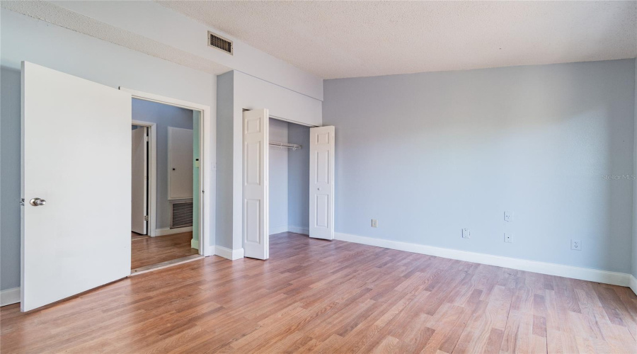 Palmetto, Florida 34221, 3 Bedroom Bedrooms, ,3 Bathroombathrooms,Residential,For Sale,45Th Street,0,Mfro6436025