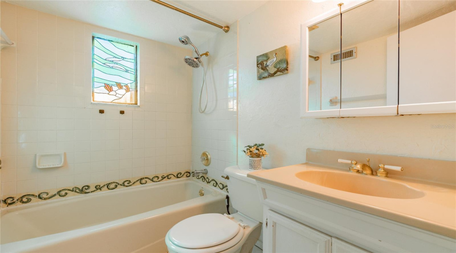 Palmetto, Florida 34221, 3 Bedroom Bedrooms, ,3 Bathroombathrooms,Residential,For Sale,45Th Street,0,Mfro6436025