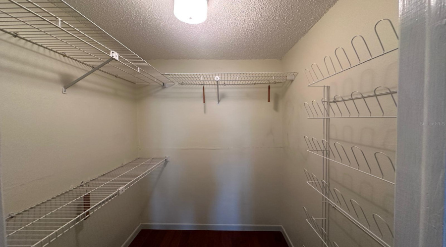 Tampa, Florida 33634, 3 Bedroom Bedrooms, ,2 Bathroombathrooms,Residential,For Sale,Sweetwater Terrace,0,Mfrtb8483455