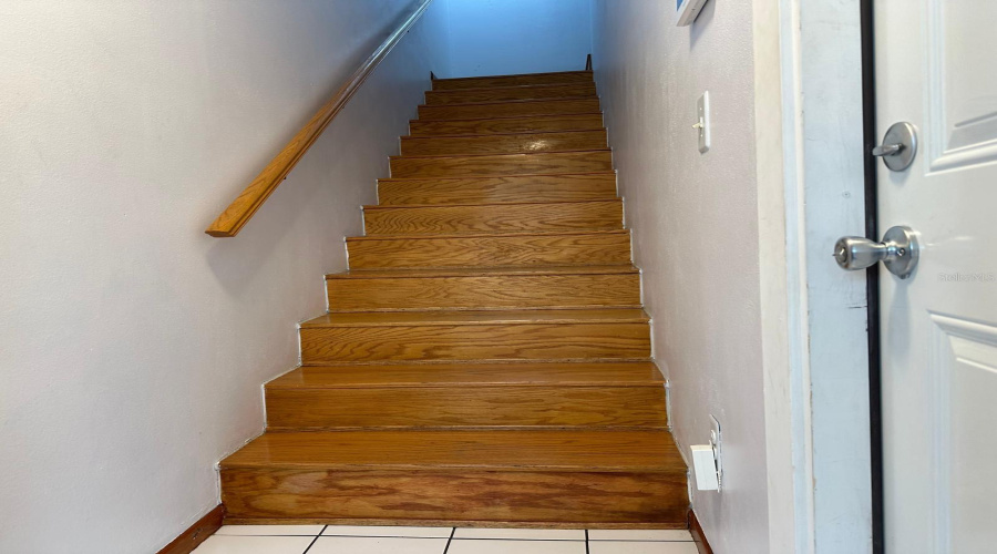Tampa, Florida 33634, 3 Bedroom Bedrooms, ,2 Bathroombathrooms,Residential,For Sale,Sweetwater Terrace,0,Mfrtb8483455