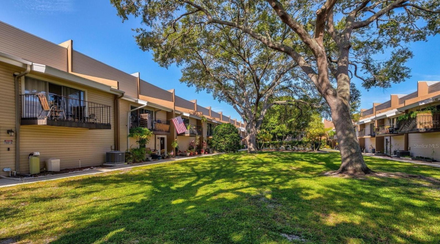 Tampa, Florida 33634, 3 Bedroom Bedrooms, ,2 Bathroombathrooms,Residential,For Sale,Sweetwater Terrace,0,Mfrtb8483455