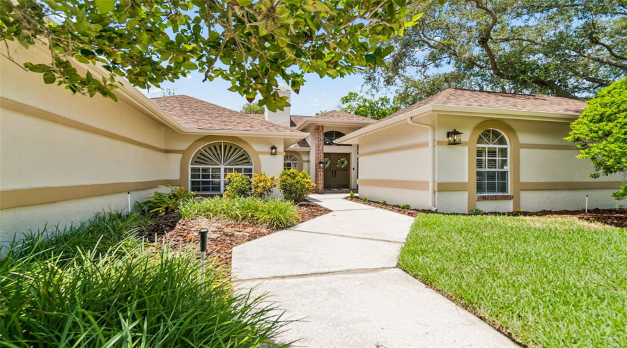 Lutz, Florida 33548, 4 Bedroom Bedrooms, ,3 Bathroombathrooms,Residential,For Sale,Fairmead,0,Mfrtb8521936