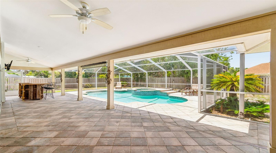 Lutz, Florida 33548, 4 Bedroom Bedrooms, ,3 Bathroombathrooms,Residential,For Sale,Fairmead,0,Mfrtb8521936