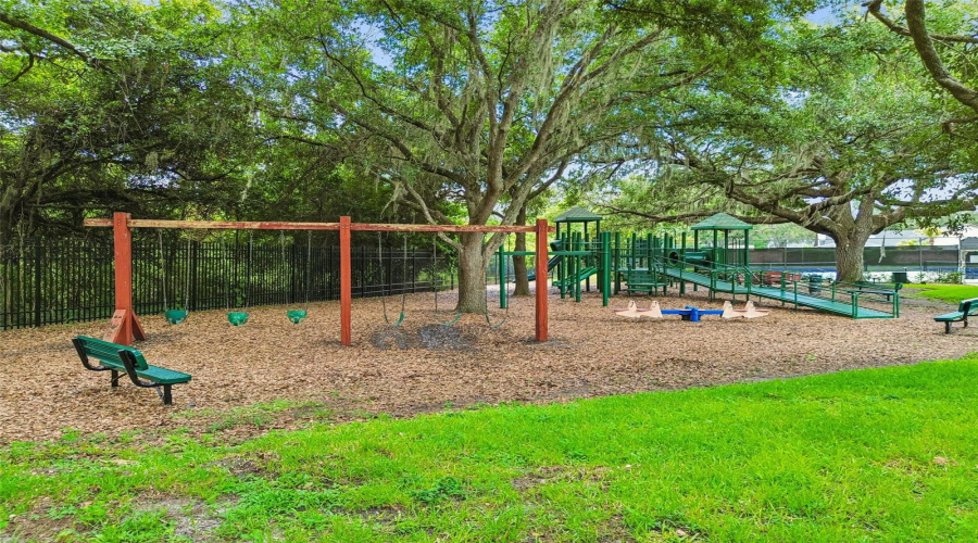 Lutz, Florida 33548, 4 Bedroom Bedrooms, ,3 Bathroombathrooms,Residential,For Sale,Fairmead,0,Mfrtb8521936