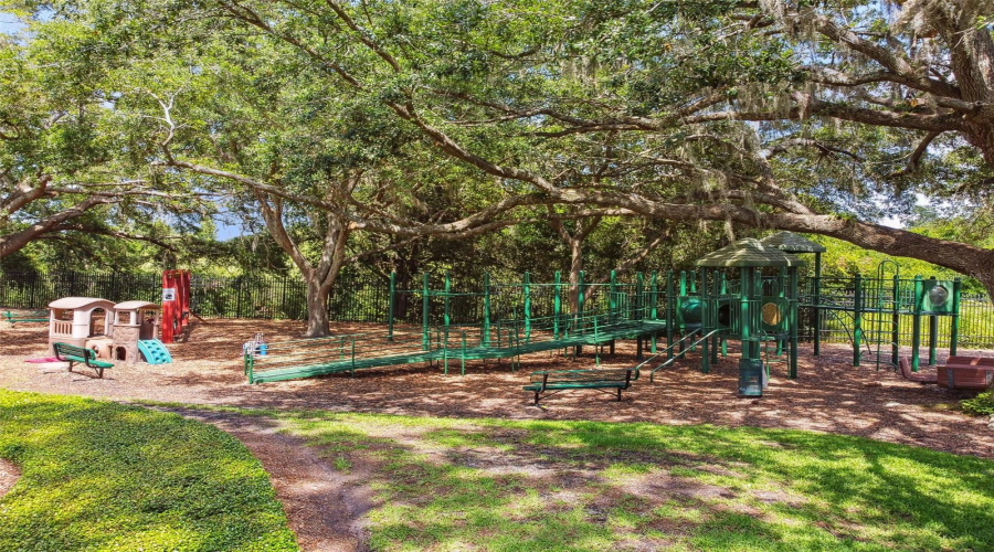 Lutz, Florida 33548, 4 Bedroom Bedrooms, ,3 Bathroombathrooms,Residential,For Sale,Fairmead,0,Mfrtb8521936