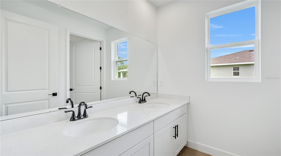 Weeki Wachee, Florida 34613, 3 Bedroom Bedrooms, ,2 Bathroombathrooms,Residential,For Sale,Players,0,Mfrs5118975