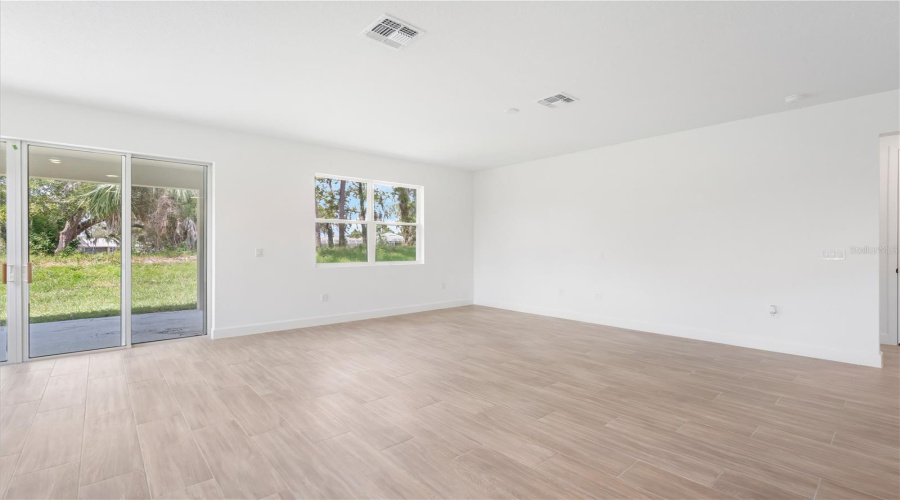 Weeki Wachee, Florida 34613, 4 Bedroom Bedrooms, ,3 Bathroombathrooms,Residential,For Sale,Players,0,Mfrs5118970