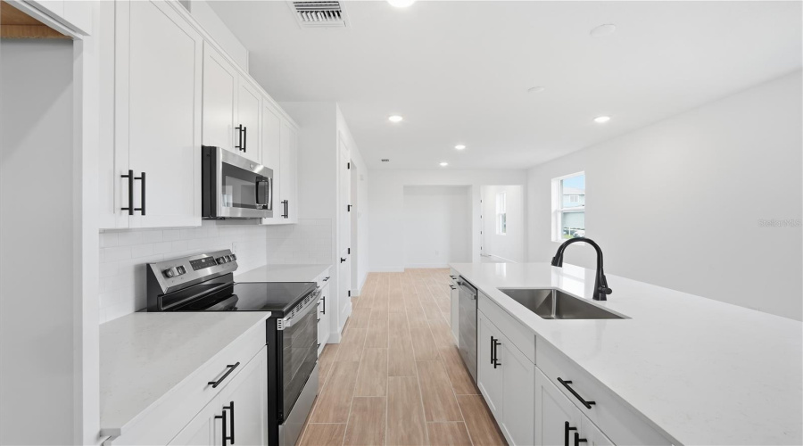 Parrish, Florida 34219, 3 Bedroom Bedrooms, ,2 Bathroombathrooms,Residential,For Sale,Anders,0,Mfrs5143084