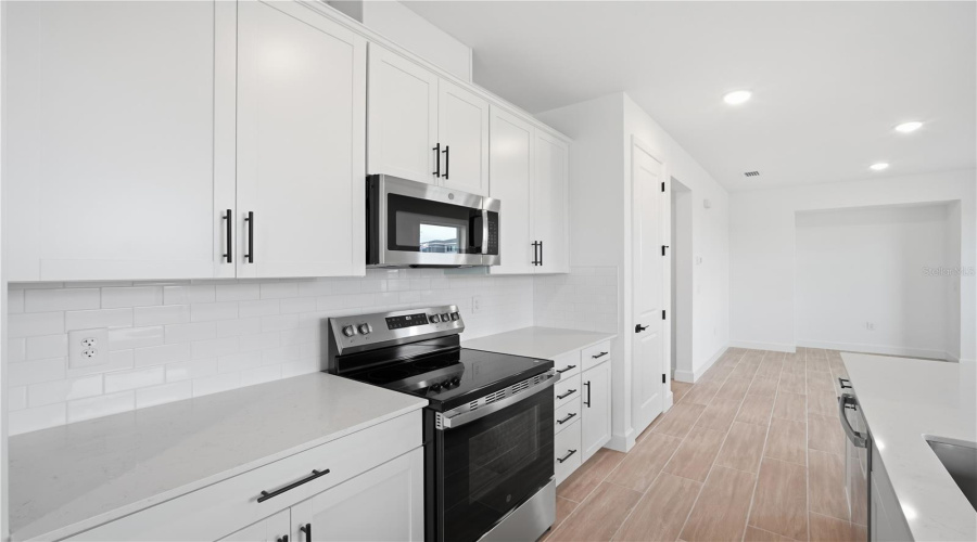 Parrish, Florida 34219, 3 Bedroom Bedrooms, ,2 Bathroombathrooms,Residential,For Sale,Anders,0,Mfrs5143084
