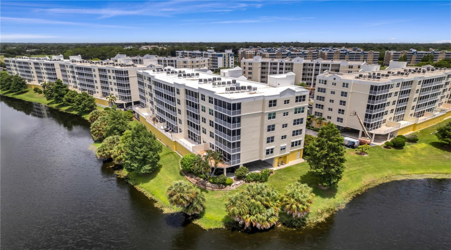 Largo, Florida 33771, 3 Bedroom Bedrooms, ,2 Bathroombathrooms,Residential,For Sale,Country Club,0,Mfrtb8528528