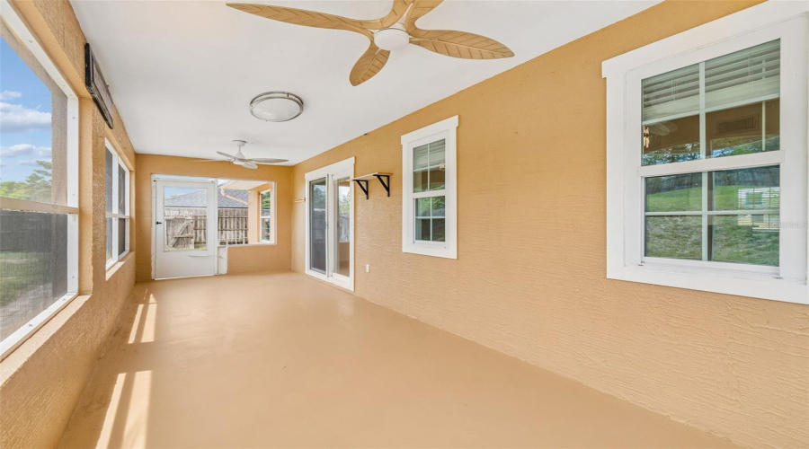 Spring Hill, Florida 34609, 4 Bedroom Bedrooms, ,2 Bathroombathrooms,Residential,For Sale,Centennial,0,Mfrtb8534126